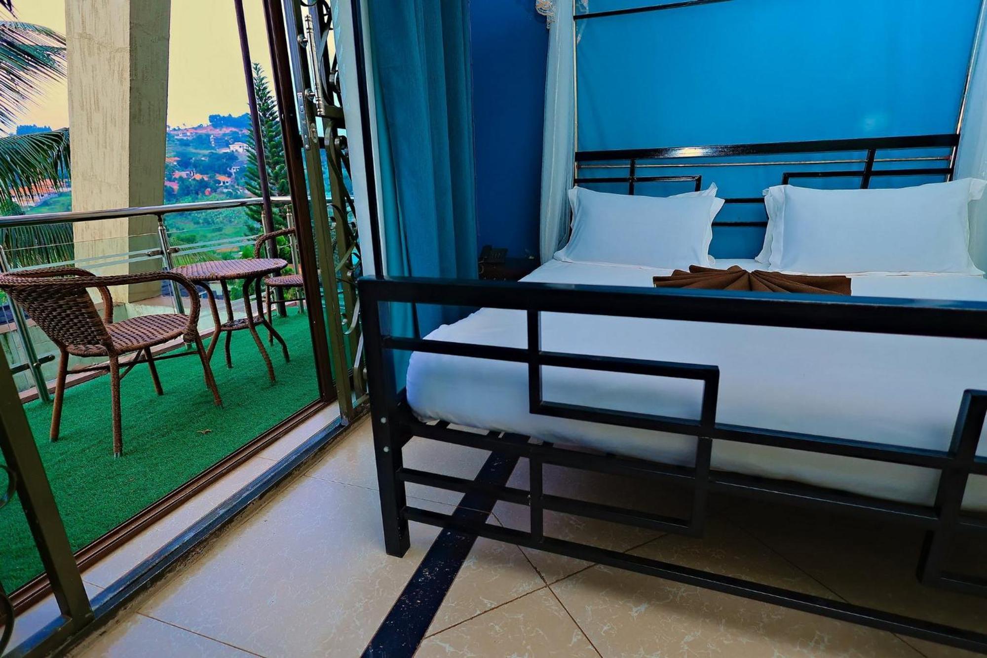 Shine Country Resort Hotel Naziba Exterior foto